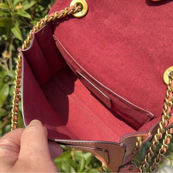 EUC Coach Parker 18 With Star Souvenir Pin 29392 - Picture 9 of 12